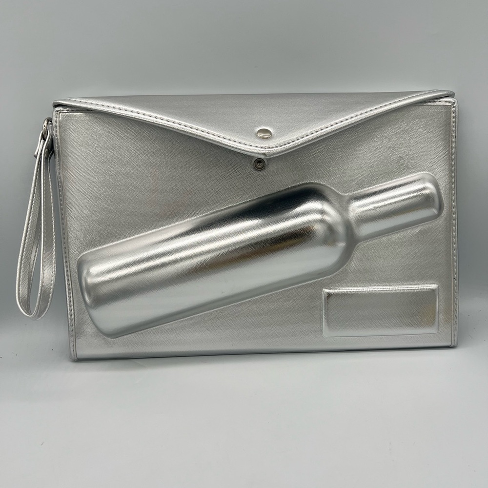 8 Oak Lane Large Silver Wine Clutch